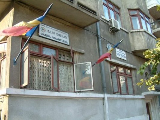 Ponta: Cei din Garda Financiară au locuri unde să se angajeze, dar trebuie să dea nişte concursuri